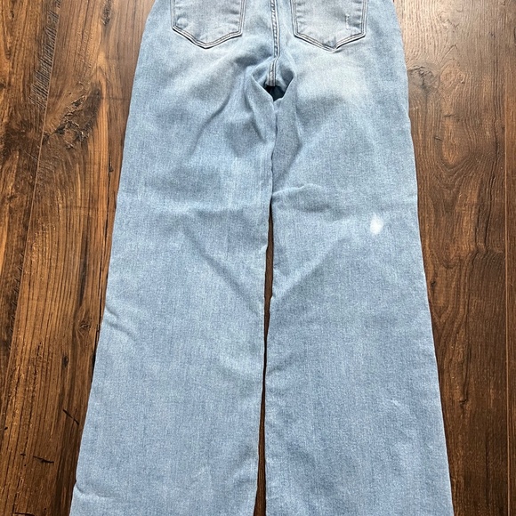 Womens Risen Wideleg Jeans, Light Wash, Button Fly, Distressed, Size 9/29 - Picture 5 of 6